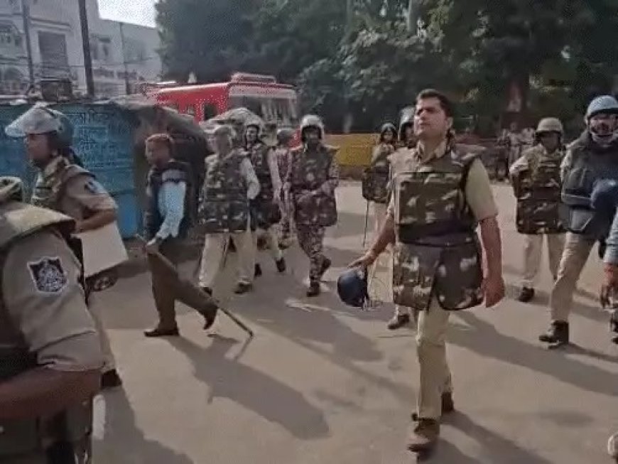 सड़क चौड़ीकरण की कार्रवाई पर उज्जैन में तनाव, मस्जिद के हिस्से को हटाने का विरोध