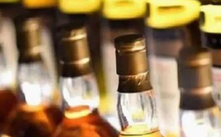 शराब की बोतल से ब्रांड तक बदलने का खेल, नकली होलोग्राम और लेबल का जाल