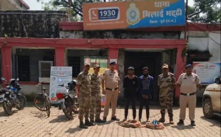 बाइक पर केबल की गठरी लेकर निकल रहे थे आरोपी, सीआईएसएफ ने बीएसपी गेट के पास पकड़ा