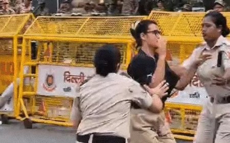 ज्ञानेश कुमार के इस्तीफे की मांग पर दिल्ली में प्रदर्शन तेज