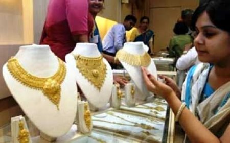 सोने की कीमत में दूसरे दिन भी गिरावट, दिवाली पर महंगा होने का अनुमान