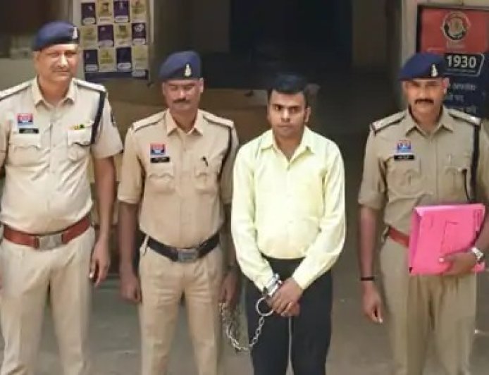 सस्ते सोने का लालच देकर ठगी, दुर्ग पुलिस ने यूपी से आरोपी दबोचा