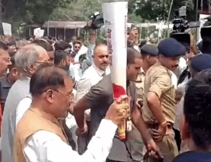 छत्तीसगढ़ में निकली सेवा ज्योति यात्रा, CM साय ने प्रज्ज्वलित की मशाल