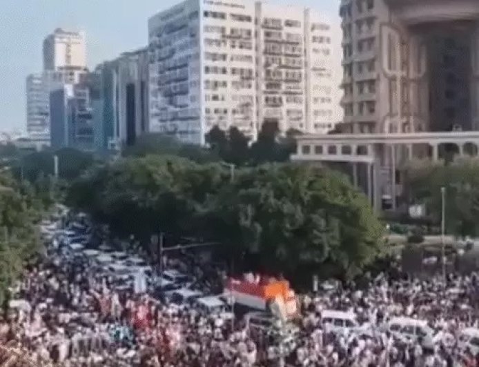 एसआईआर पर सड़क से सुप्रीम कोर्ट तक विपक्ष की दस्तक