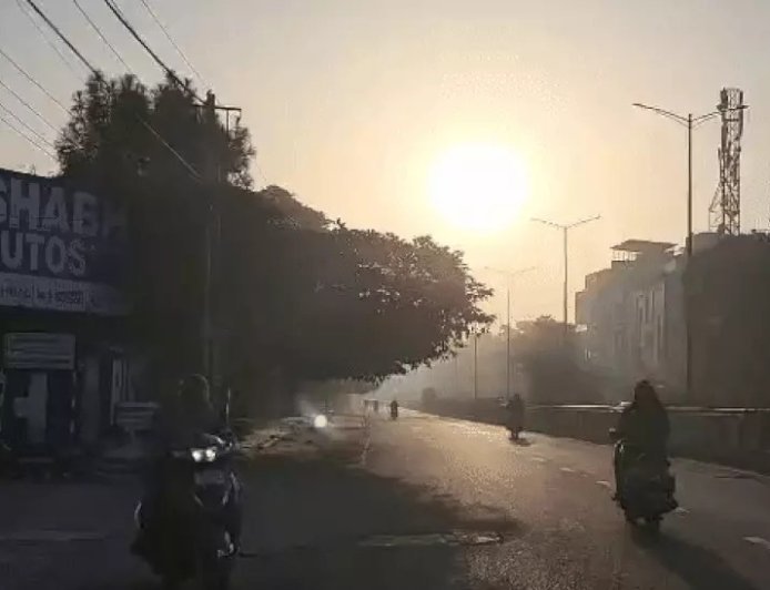 बस्तर से सरगुजा तक बदलेगा मौसम, 12 जिलों में अलर्ट