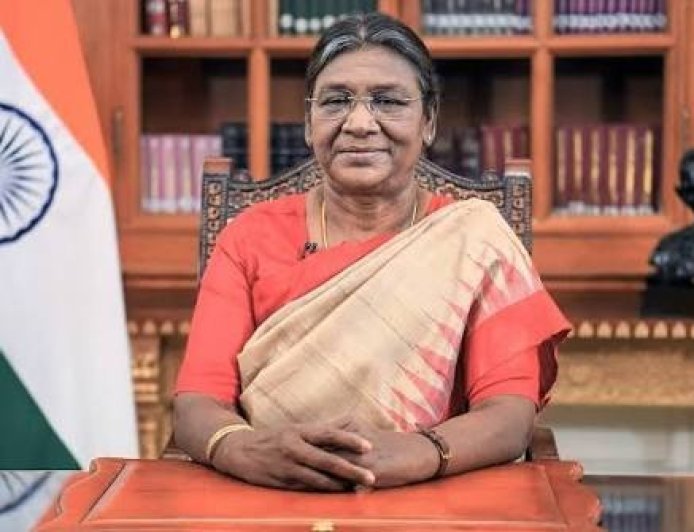 23 अक्टूबर को बस्तर पहुंचेंगी राष्ट्रपति मुर्मू, सिरहासार भवन में होगा मुरिया दरबार