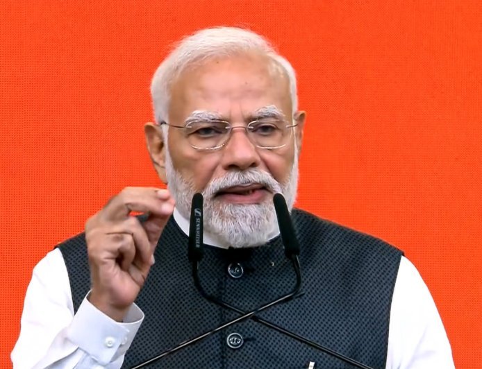 शताब्दी वर्ष विजयादशमी उत्सव: नागपुर में गूंजी राष्ट्र निर्माण और वैचारिक अनुशासन की हुंकार