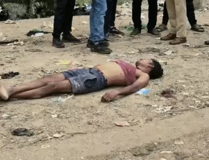 लाभांडी की बीएसयूपी कॉलोनी में युवक का शव मिला, छत से गिरने की आशंका