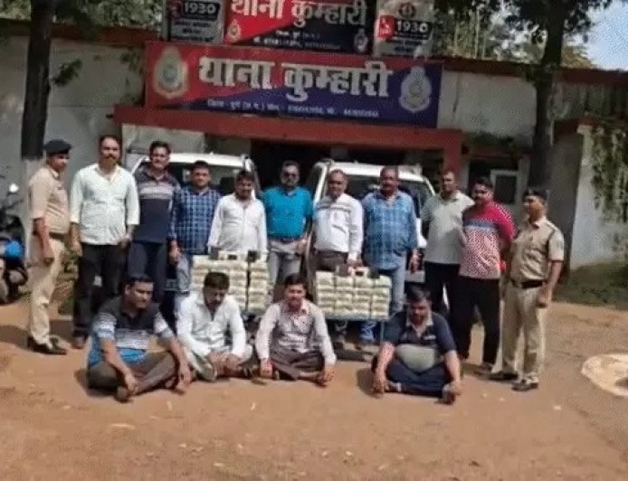 ट्रांसपोर्ट से ट्रैवल्स तक नकदी का खेल! छत्तीसगढ़ में तीन कार्रवाइयों से खुला हवाला का संदेह