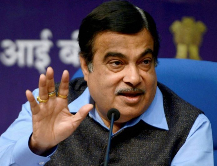 ई20 पर विवाद के बीच गडकरी ने उठाए सवाल, इथेनॉल के समर्थन में गिनाए फायदे