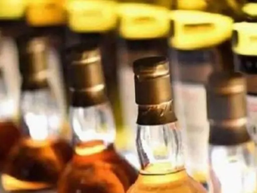 शराब की बोतल से ब्रांड तक बदलने का खेल, नकली होलोग्राम और लेबल का जाल