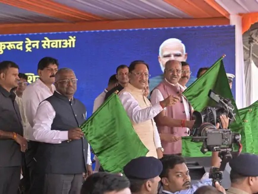 बस्तर और धमतरी अंचल को मिली रेल की सौगात, रावघाट तक शुरू हुई ट्रेन