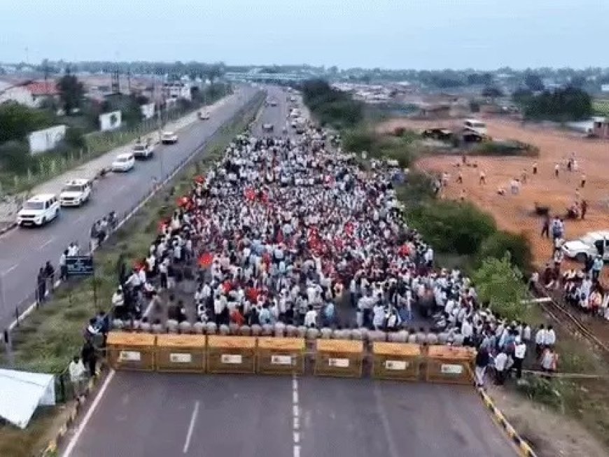 बकाया भुगतान और खाद नीति पर किसानों का प्रदर्शन, मंत्रालय कूच से पहले रोका